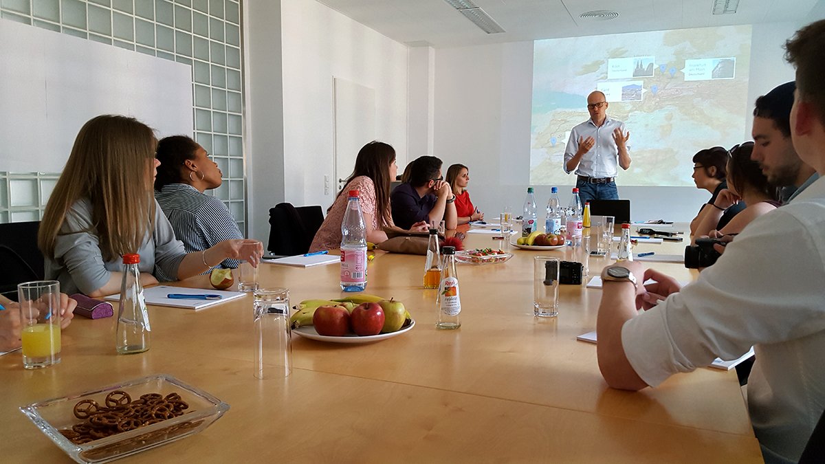 CocomoreAG's tweet photo. #AgenTOUR bei Cocomore: Agenturvorstellung, Workshop, #EisFürAlle! 🍨 Danke @MTPeV für euren Besuch und auf ein baldiges Wiedersehen ;). https://t.co/iAqxrAc9TZ