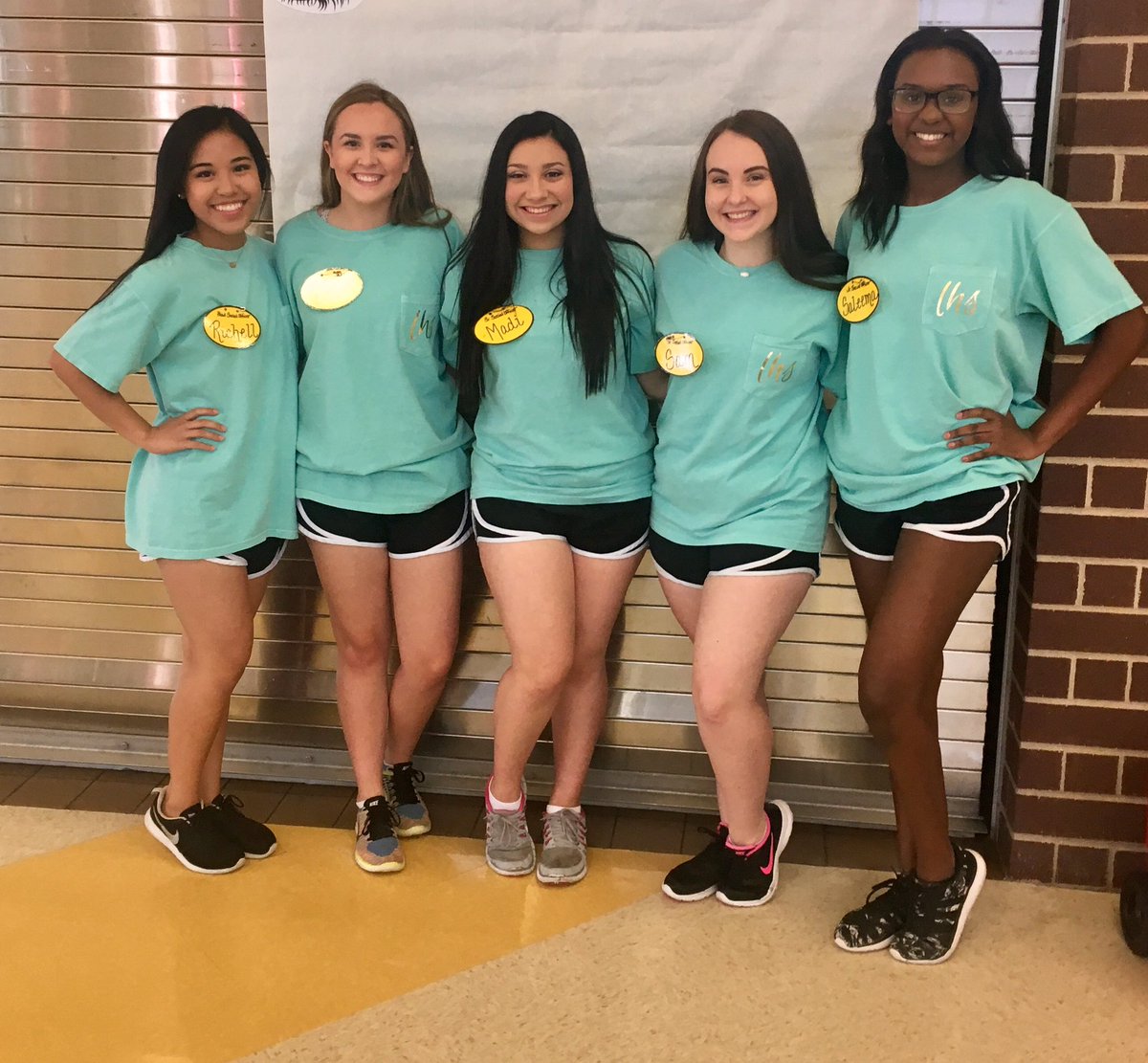 lhsfarmerettes's tweet photo. Socials ready to get started at their workshop this morning! https://t.co/EMg412av1U