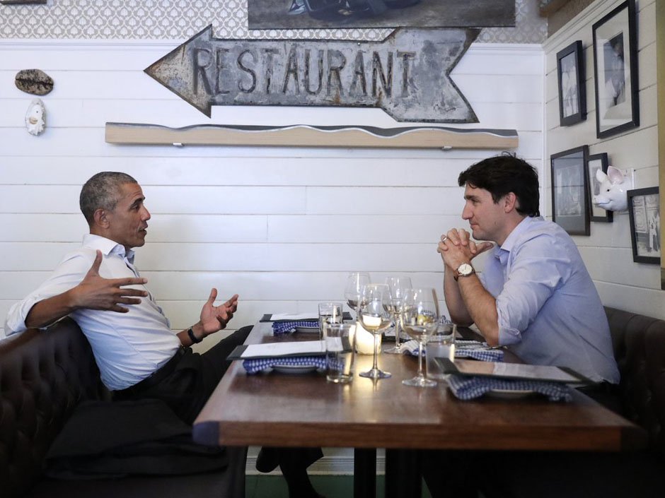 Right after his Montreal speech, Barack Obama went out to grab a bite to eat with Justin Trudeau bit.ly/2qWjN5I