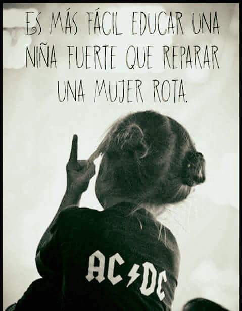 kaynog22's tweet photo. Es mas fácil ser fuerte... #ValeMale https://t.co/hUb9pHdQgj