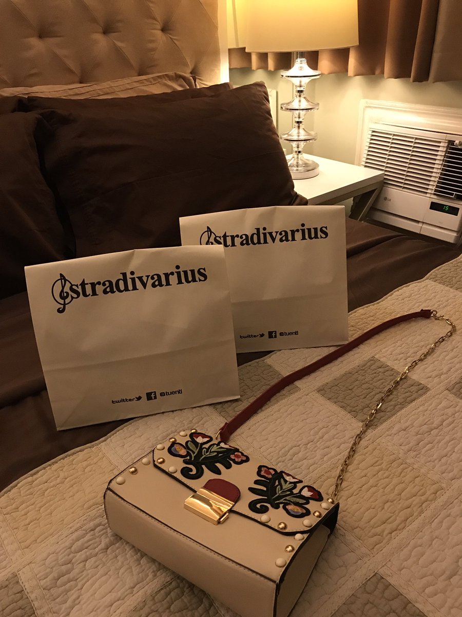 risa_del's tweet photo. Here's the mechanics on how to win the Stradivarius mini pak bag. Good luck to the 2 lucky winners! ❤️#ADLUBStayingStrong https://t.co/BVpKmP3Ff0