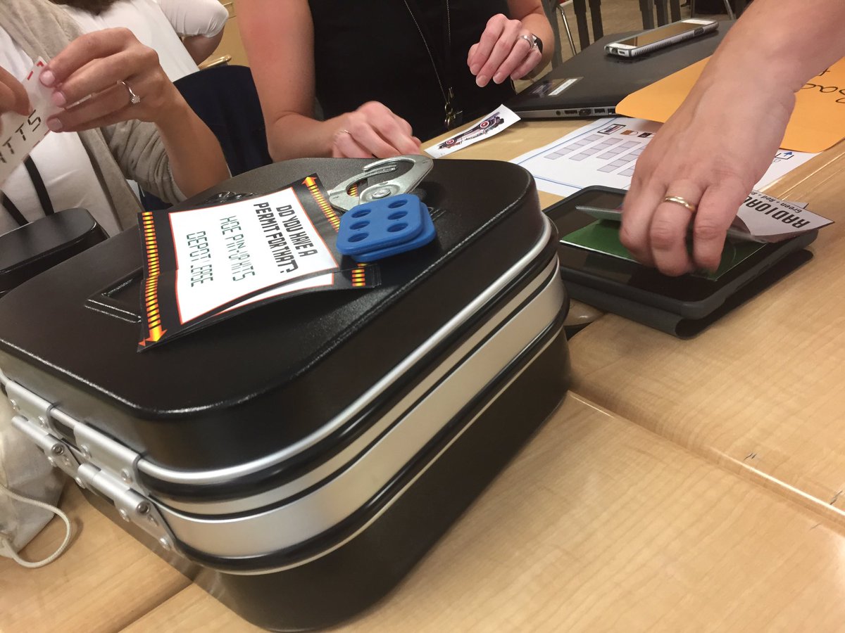 Norbysroom's tweet photo. Found our 5th of the petition. #breakoutedu  #metrotechcamp https://t.co/j5f4O2s7vo