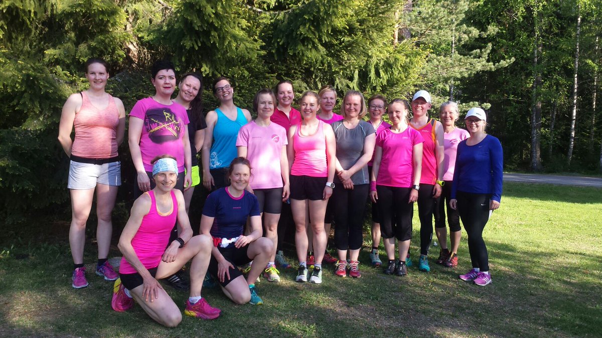 Reipasta kansainvälistä juoksupäivää toivottaa NiceTRAIL-treeniryhmäläiset! #GlobalRunningDay #juoksukoulu #kesä