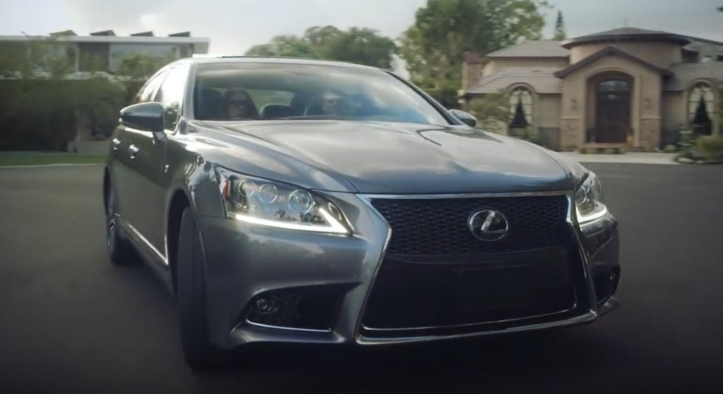 Help protect your vehicle against qualifying damages with Excess Wear &amp; Use Protection: lexus.us/293qQ8e
