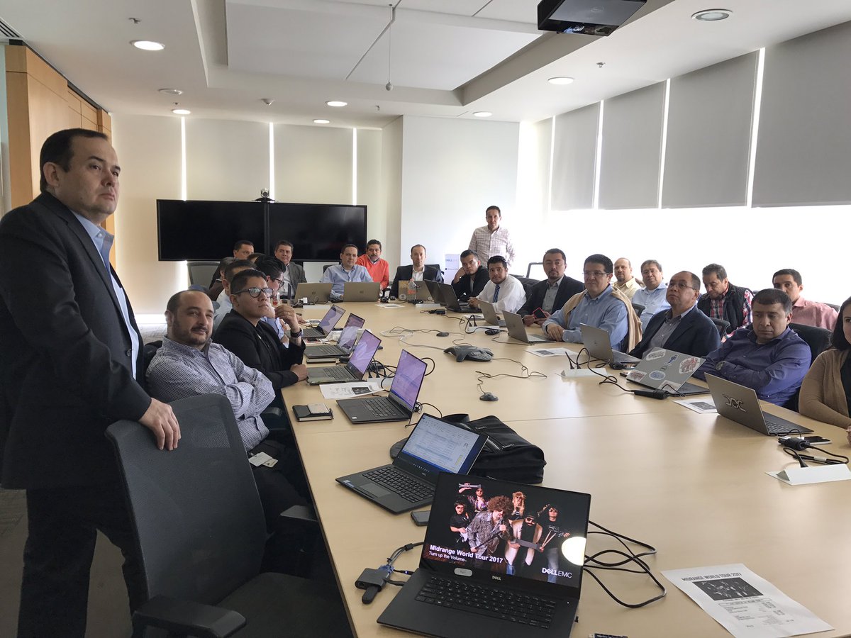 lanzal16's tweet photo. Great day with #MidrangeWorldTour2017MexicoCity @rdurong @joelbrawerman @ergreira @nerio72 @sanchez_sinuhe @arturobenavas @chiodp https://t.co/T8xQ0nNMIr
