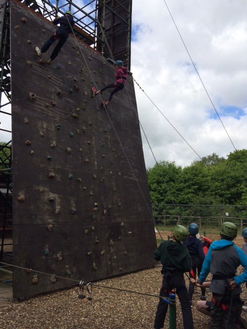 thomassclapham's tweet photo. Year 4 are having a fabulous time on their residential trip! One of their first challenges was tackling climbing walls... https://t.co/ooclJqTvxF