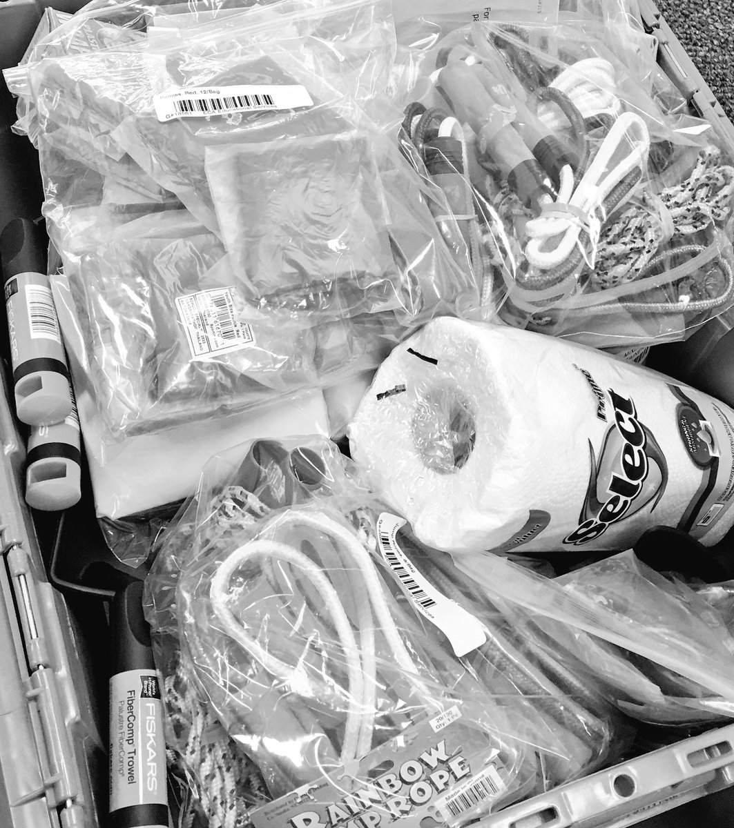 MyTLee3's tweet image. 3rd Grade teachers explore the Foss Module Kits today. Learning more about how we can help our students think like scientists. #curiosity