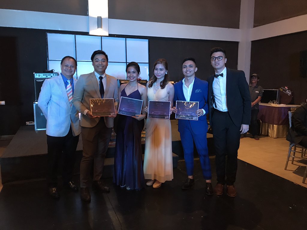 ustcasaofficial's tweet photo. Here are your Moonlight Magic King, Queen, Female, and Male Stunners. #MoonlightMagic2017 https://t.co/LhADizRKuK