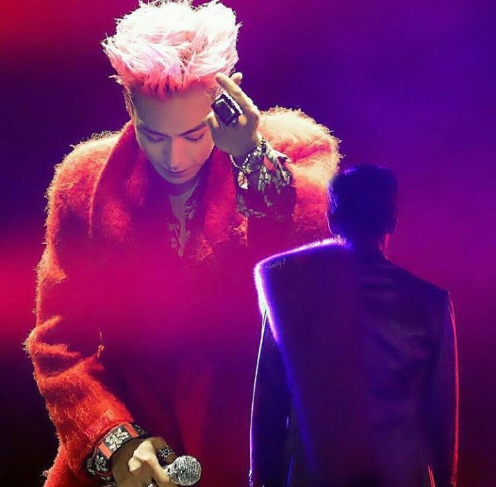 soohyunx0216's tweet photo. You are an amazing person too. Just know that please...Will keep on praying for your speedy recovery. 🙏🙏🙏 #StayStrongTOP #fightingTOP https://t.co/ZVqN9j10KZ