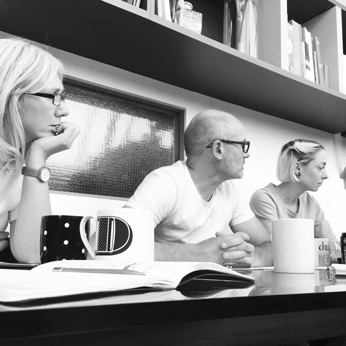 Midweek meeting ☕️ #amd #amdarchitecture #interiordesign #interiors #architecture #midweekmeeting