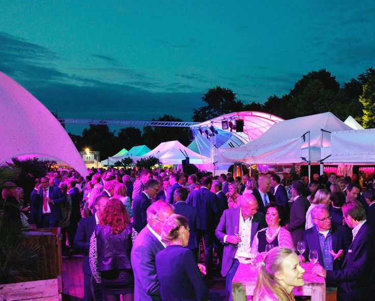 Château De Raay op Lekker #Venlo
mice-magazine.com/chateau-de-raa…
#eventprofs #meetingprofs #sandtonhotel #nederland #kasteel #micemagazine