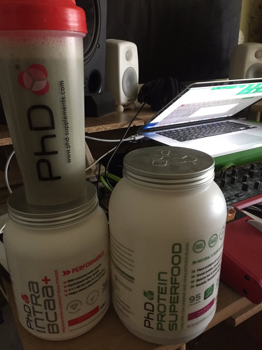 DJDannyO's tweet photo. Recovering from training with @PhDNutritionUK #phdintrabcaa #phdproteinsuperfood #phdsupplements #protein #proteinshake #nutrition #sport https://t.co/dBDSFCiDEY