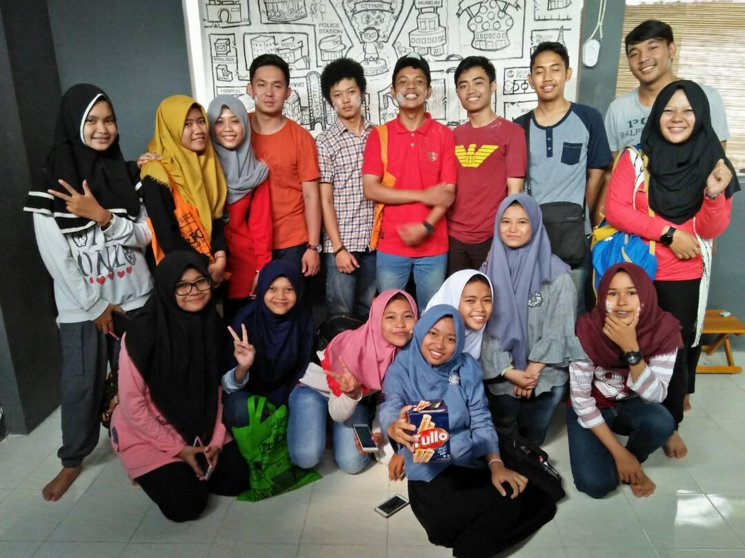 ulfaniyut's tweet photo. tutor kecenya yg mana hayoo @MrBobPare https://t.co/9YN9QuoYu7