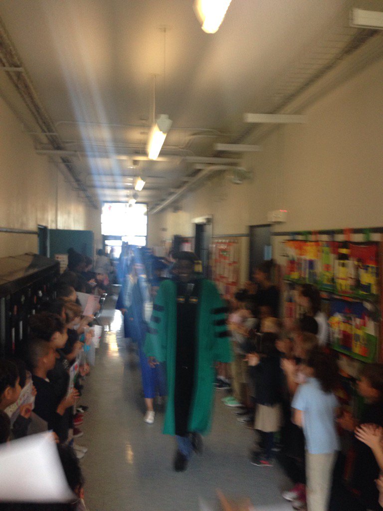 LyonK8's tweet photo. Senior Walk!   Congrats to the Class of 2017! https://t.co/iIcgoebUvl