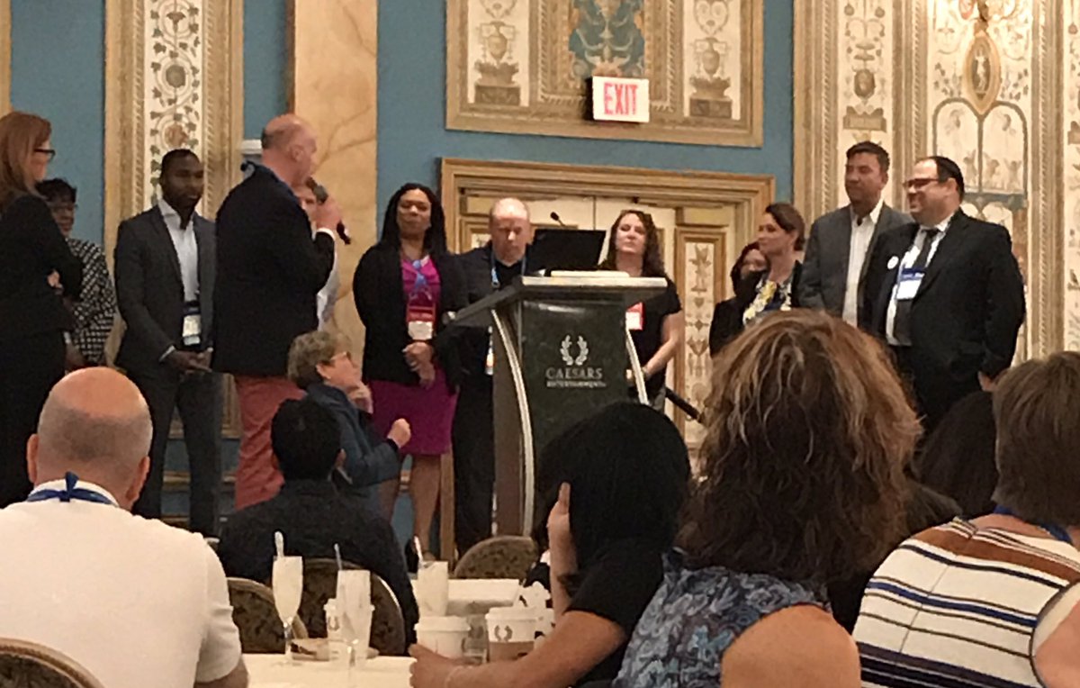 jillian_miles's tweet photo. Many thanks to the First Timers Committee! Great First Timers Breakfast! #NACE17 @NACEOrg https://t.co/BlhsbTxW3n