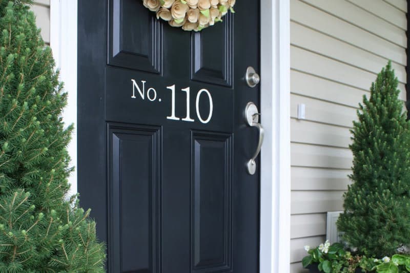lakeviewUSRG's tweet photo. Increase your apartment's curb-appeal with these simple and easy ideas! https://t.co/aRXRBq50nf https://t.co/96kODu0dbl