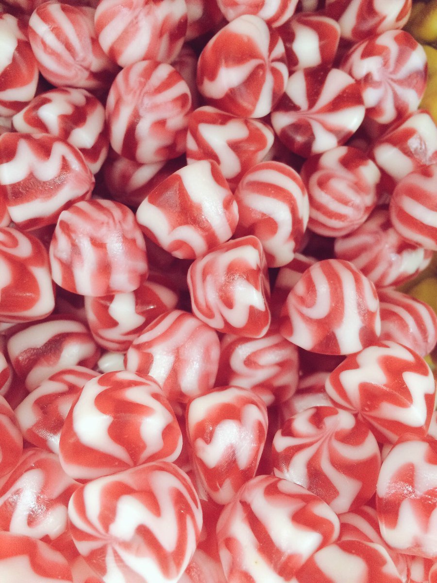 Fini_golosinas's tweet photo. Y como ha sido de los regalos más demandados, ¡ponemos otro pack en juego de fresas twist y tajadas de sandía!
Golpea con RT hasta las 20h https://t.co/l44WZPnDEy