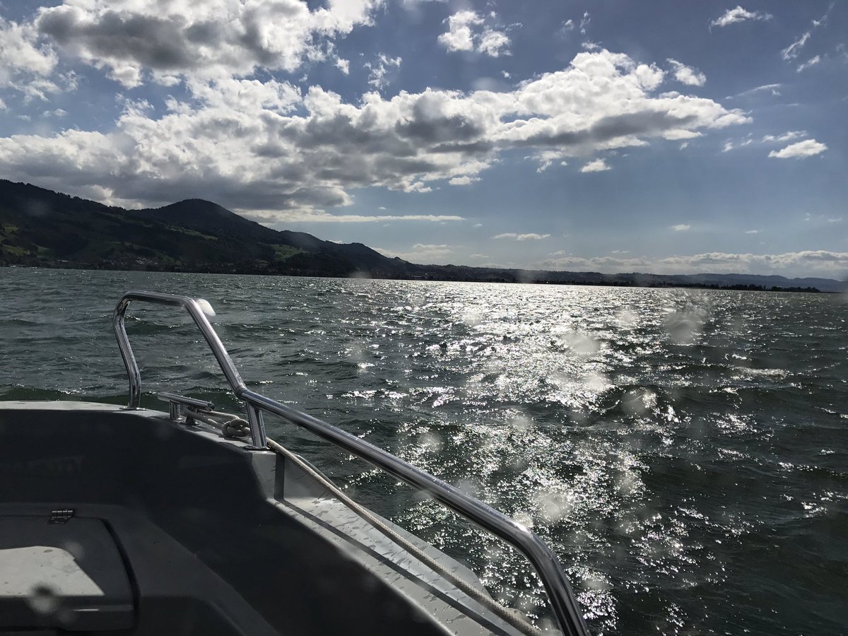 successtrim's tweet photo. Windy änd stormy  today...- aber es macht Spass #bootfahrenlernen https://t.co/C3Q5kq9foq