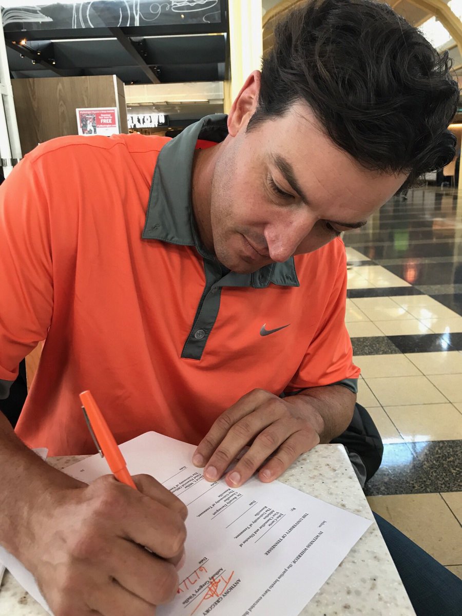 Vols Hire New Baseball Coach Tony Vitello