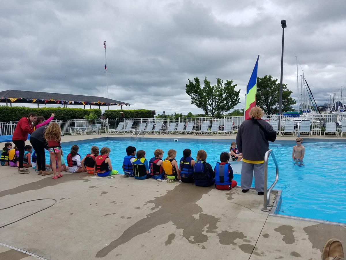 ccwisniewski's tweet photo. First day of sail camp season 2017!! The chilly weather hasn't stopped us from getting started with an opti in the pool. https://t.co/tVlY3W9blw