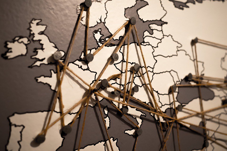 DroitFinTech's tweet photo. ICYMI: #ESMA has updated its #MiFIDII Q&amp;A concerning commodity #derivatives, via @natlawreview https://t.co/qEfK3LpHRh https://t.co/NaySmCFt9D