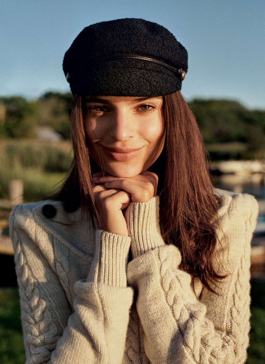 EmilyRataOrg's tweet photo. Happy Birthday, @emrata! https://t.co/zU9wVjO7lg https://t.co/mdwuwKy4Y4