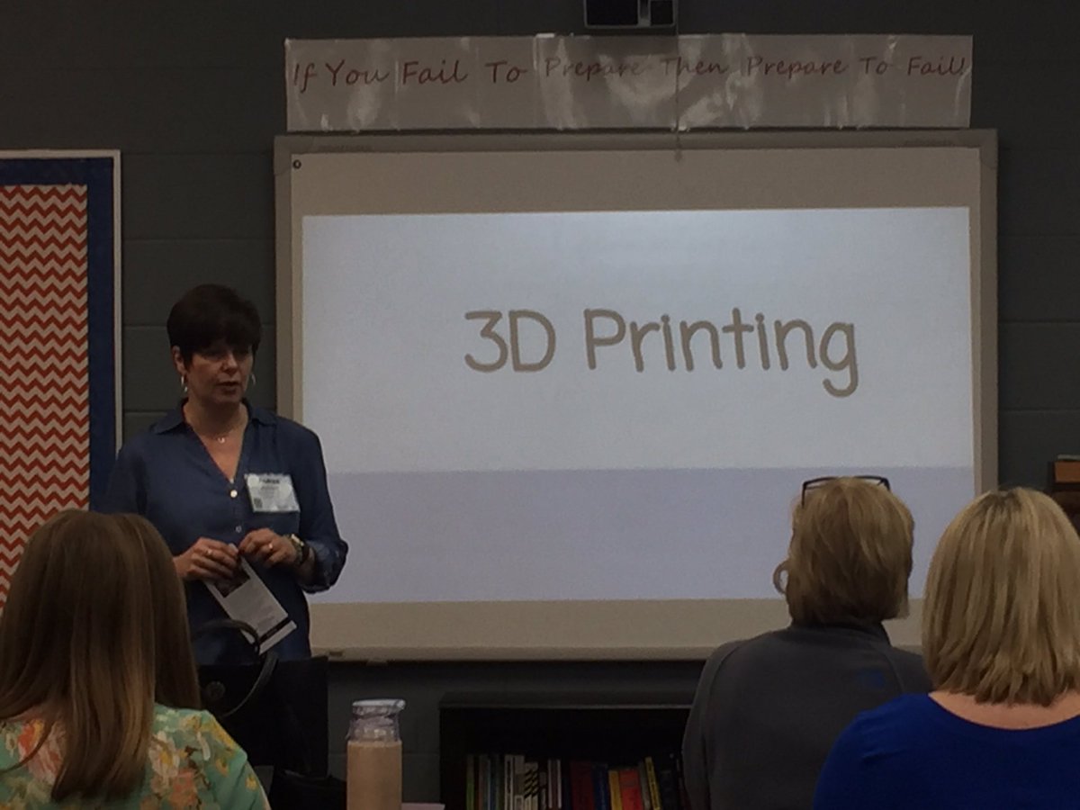 lori_canada's tweet photo. Full rom for @EAST_LJHS #3Dprinting session at #i2Sdale! Rockin it out! https://t.co/DkU70GyQrj