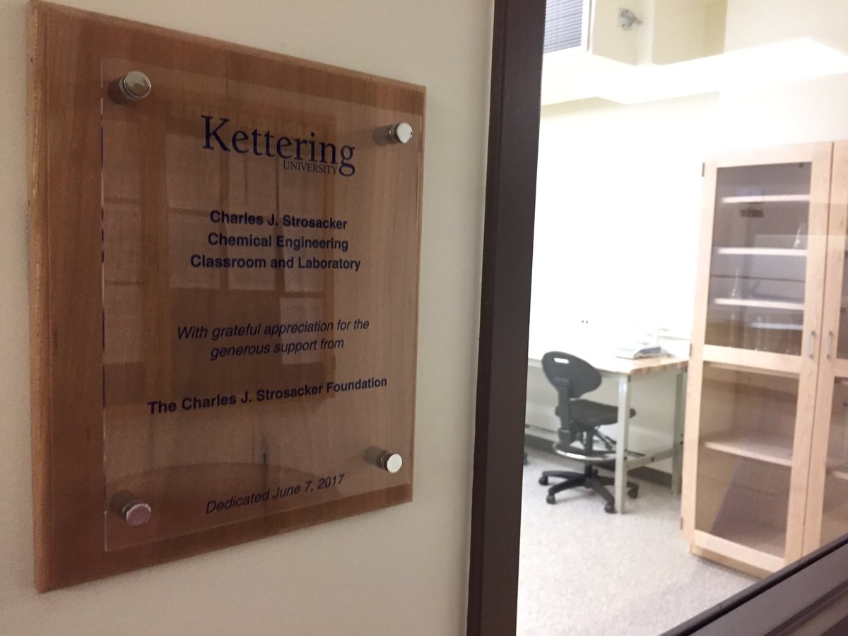 KetteringU's tweet photo. Charles J. Strosacker Foundation - thank you for supporting Kettering students! https://t.co/ynOrKH0kfm