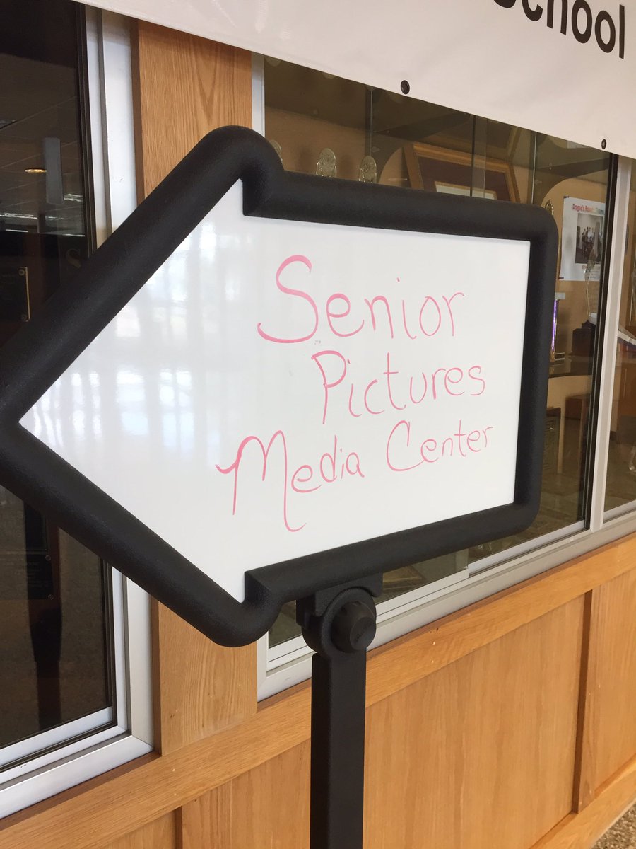 NPHSMedia's tweet photo. CLASS OF 2018: Yearbook photos today until 4 and tomorrow until 5! You must have a pic taken to be in the yearbook! Bring your best smile! https://t.co/GhQhZTb6eU