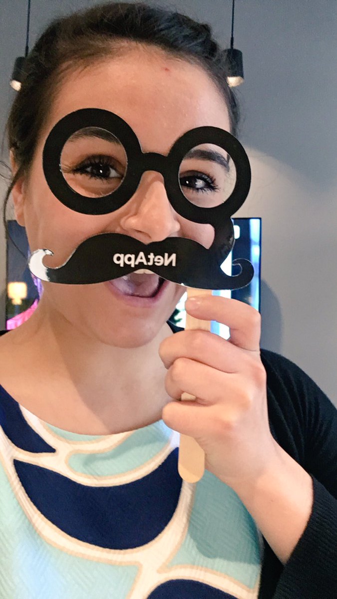 Julia_Lehman0's tweet photo. Happy 25th Anniversay @NetApp #datadriven #intern2017 https://t.co/OpGNOVSOwp