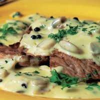 proyect_coffee's tweet photo. Hoy en CafeSanSano el menu #estadelicioso.....sancocho de carne, ensalada de atun con papas, salon en salsa de champiñones🍴😋 https://t.co/2ybP36OWF6