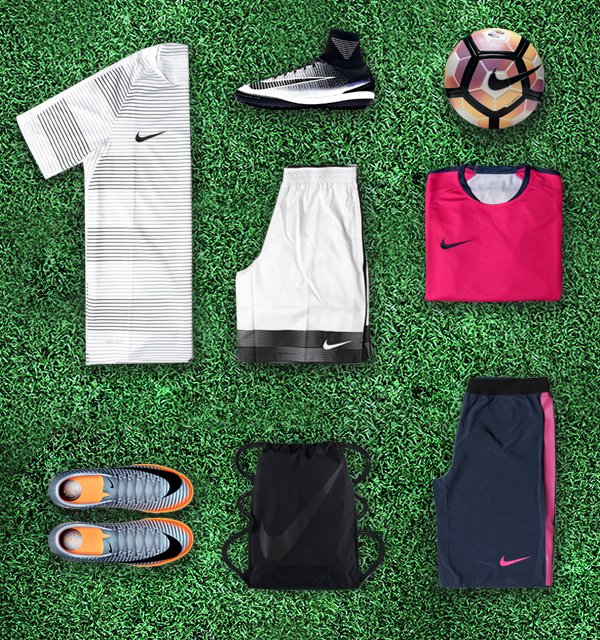 Tifoshop's tweet photo. CALCETTO CON GLI AMICI? Shop the look:
https://t.co/bAeMOXueEg
#calcetto #futsal #nikefutsal #tifoshop https://t.co/coHJKb4qjN