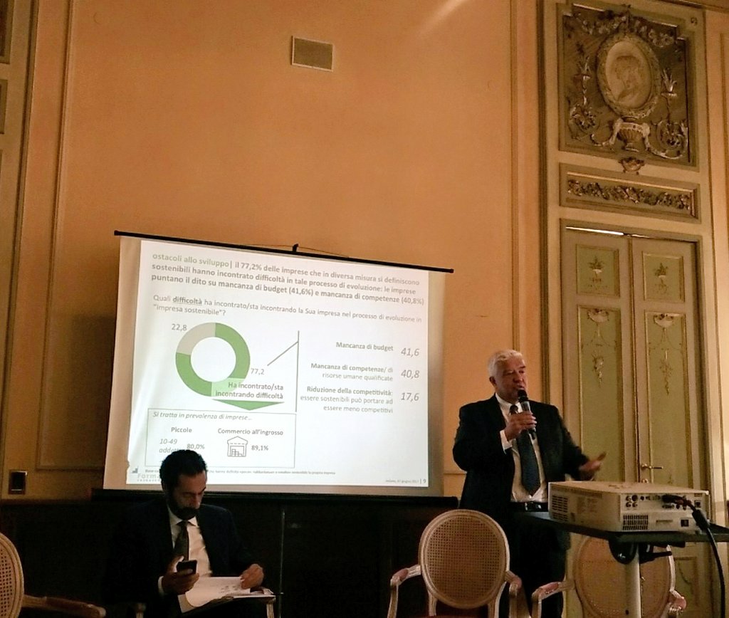Mediatyche's tweet photo. Quali sono gli ostacoli a uno sviluppo sostenibile?Difficoltà implementazione processi #OSeC17 #FestivalSviluppoSostenibile https://t.co/XN3q43Cvor