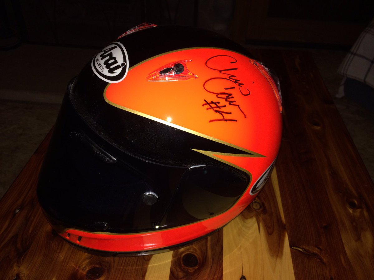 Brintlinger17's tweet photo. Bid on this awesome helmet on our Facebook page! Chris Carr replica Arai helmet! https://t.co/t1DQ6CgSCb
