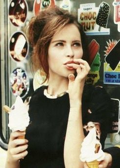 It's #NationalChocolateIceCreamDay, so I got vanilla because... I rebel!