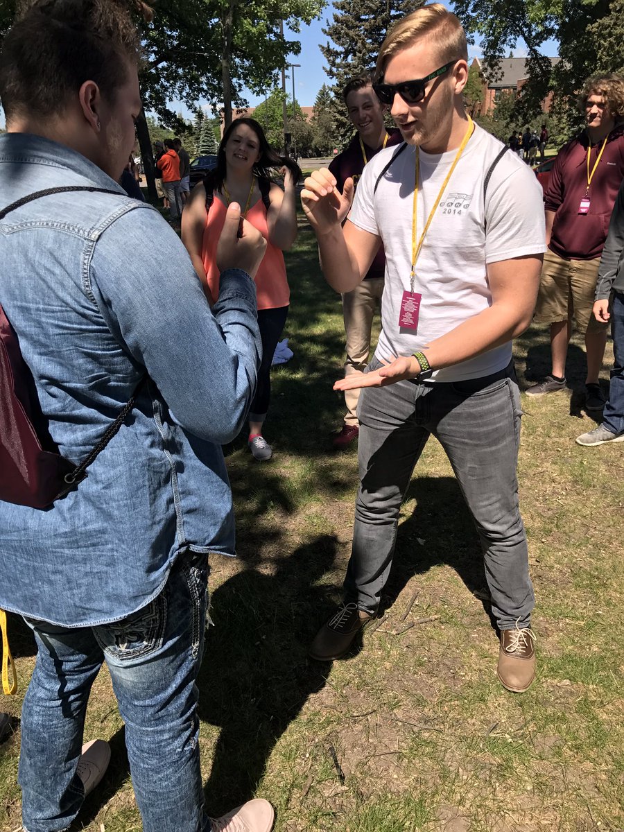 CMUMightyMaroon's tweet photo. Session 7 #CMUMightyMaroom team is doing the rock, paper, scissors tournament! https://t.co/Kjshsxjbib