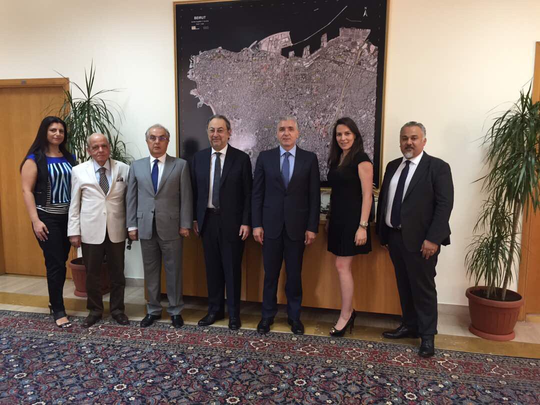 عيتاني استقبل سفير روسيا و الجمعية اللبنانية لمطوّري العقار 
facebook.com/JamalItani06/p…