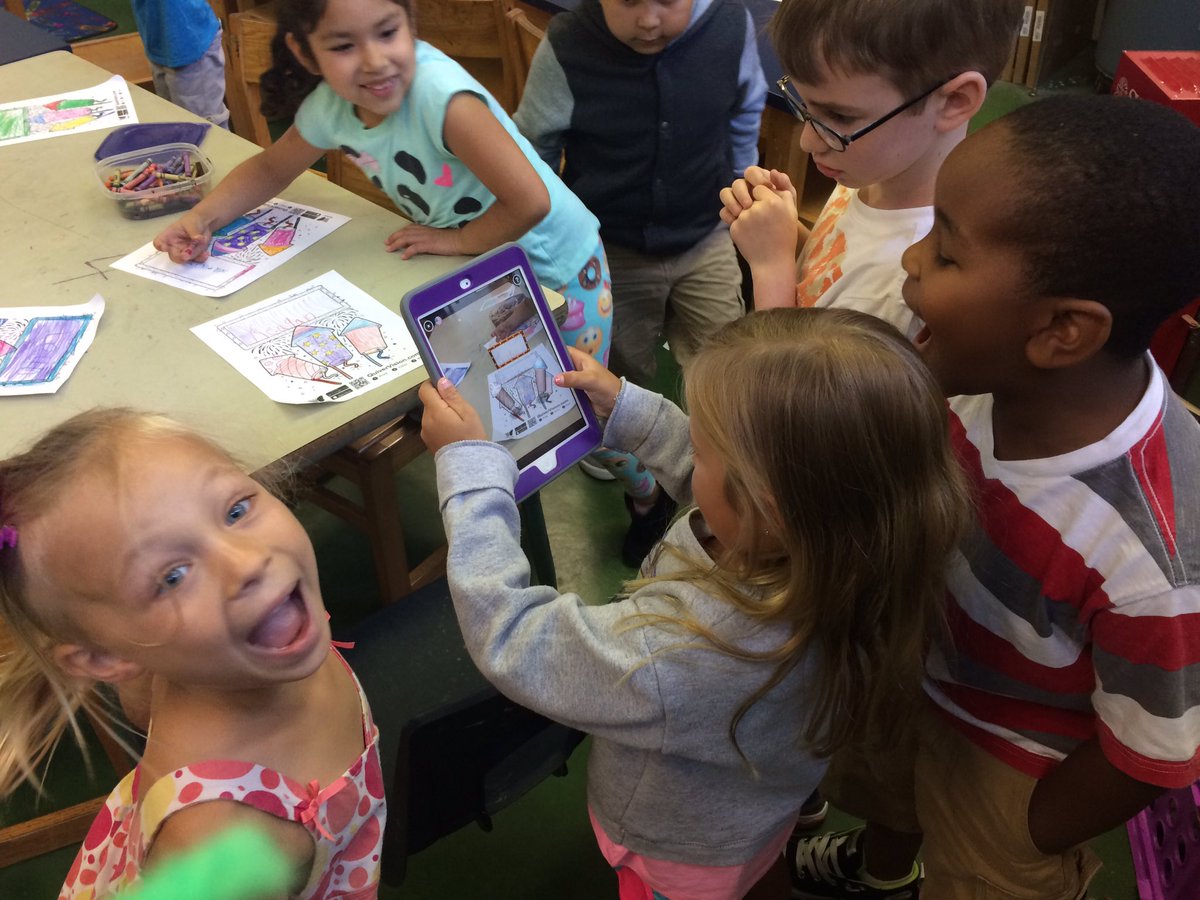 AshleySilvaArt's tweet photo. Kindergarteners are finishing the year with fireworks thanks to @quivervision! https://t.co/v4hZCSt6c0