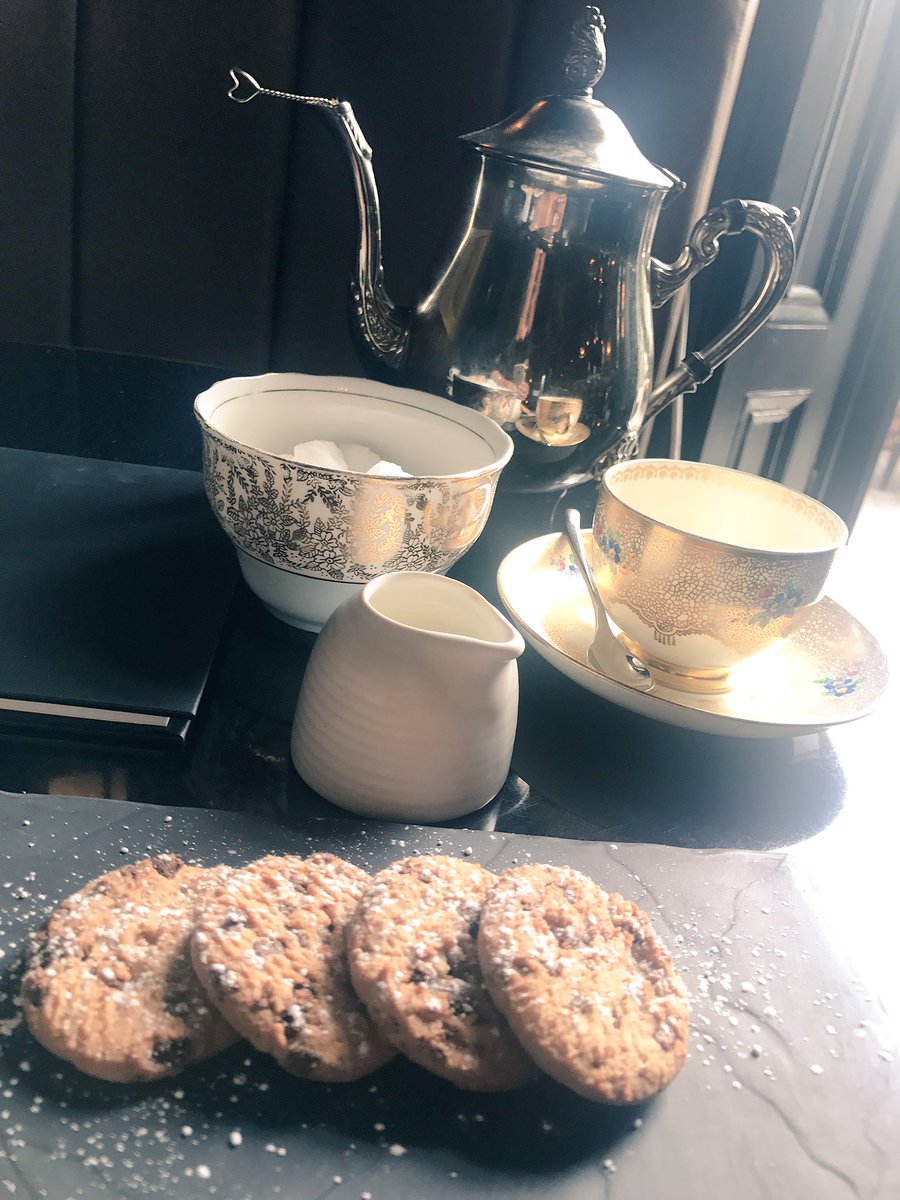 DeliciousPR's tweet photo. Spot of tea at @TheEdgbaston  before we party!! #DeliciousDecade #BeDelicious #itsmybirthday https://t.co/3e7flCLc4n