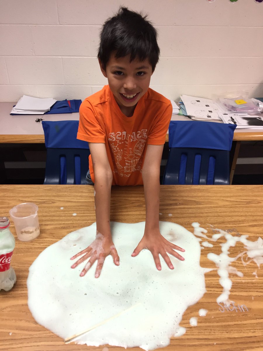 Camelot3rdGrade's tweet photo. Ms.Homan's class made " Elephant Toothpaste" today. We studied how chemical reactions can be both exothermic and can produce gas! https://t.co/ZDrB0iVLaf