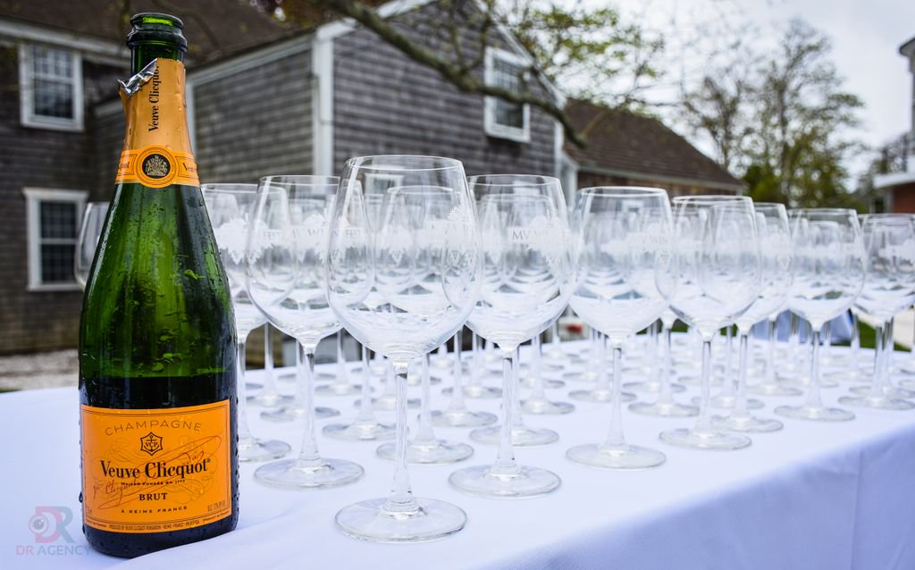 If you love @VeuveClicquot - make sure to come to our events in 2018! #wine #mvwinefest #marthasvineyard