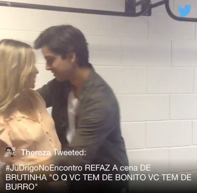 j_fxx's tweet photo. não nego que foi bem aqui que o coração errou a batida https://t.co/JcHDvjMY68