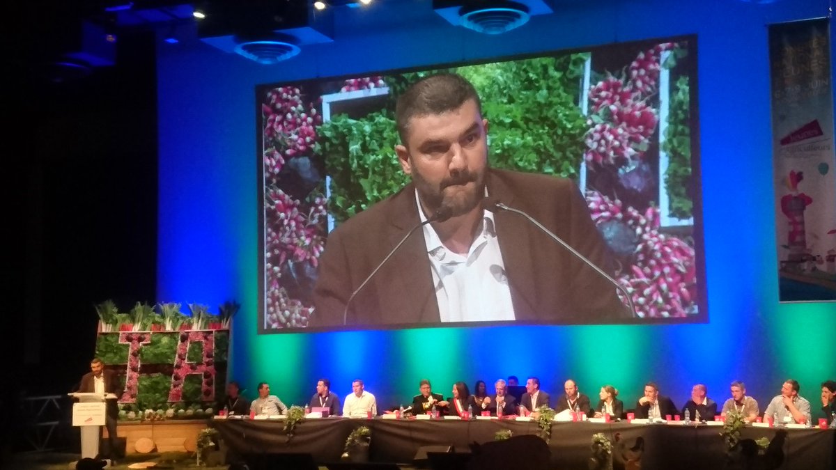 ThomasBlot72's tweet photo. Intervention du nouveau ministre de l'agriculture #CongresJA #ja72 #agri72 #jeunesagrculteurs et en présence de #JeremyDecerle https://t.co/1qJLro4uAh