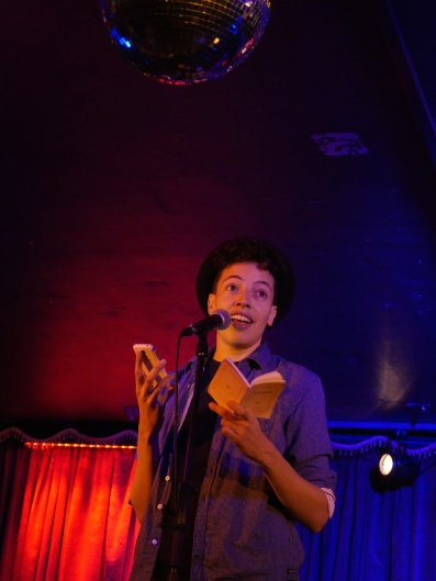 Asistid ahora al <a href="/PoetrySlamMadri/">Poetry Slam Madrid</a> con el poeta Méloé Gennai, con motivo del @WorldPride2017 en el Pabellón <a href="/Bankia/">Bankia</a>. #FLM17