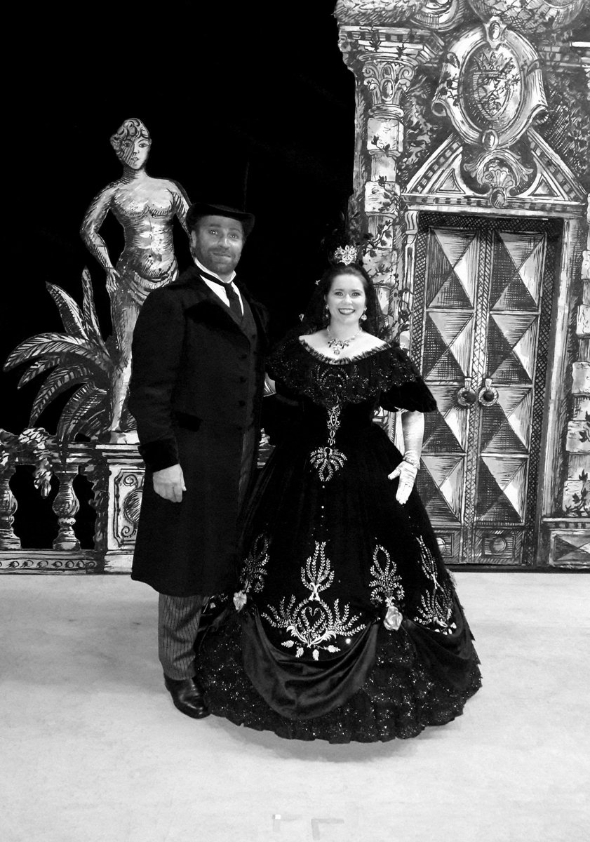 lucaleone4's tweet photo. Bravissima &amp; bellissima Angelina @TaraErraught Un onore essere alla @bay_staatsoper #alidoro https://t.co/0Cyu8MQVk0