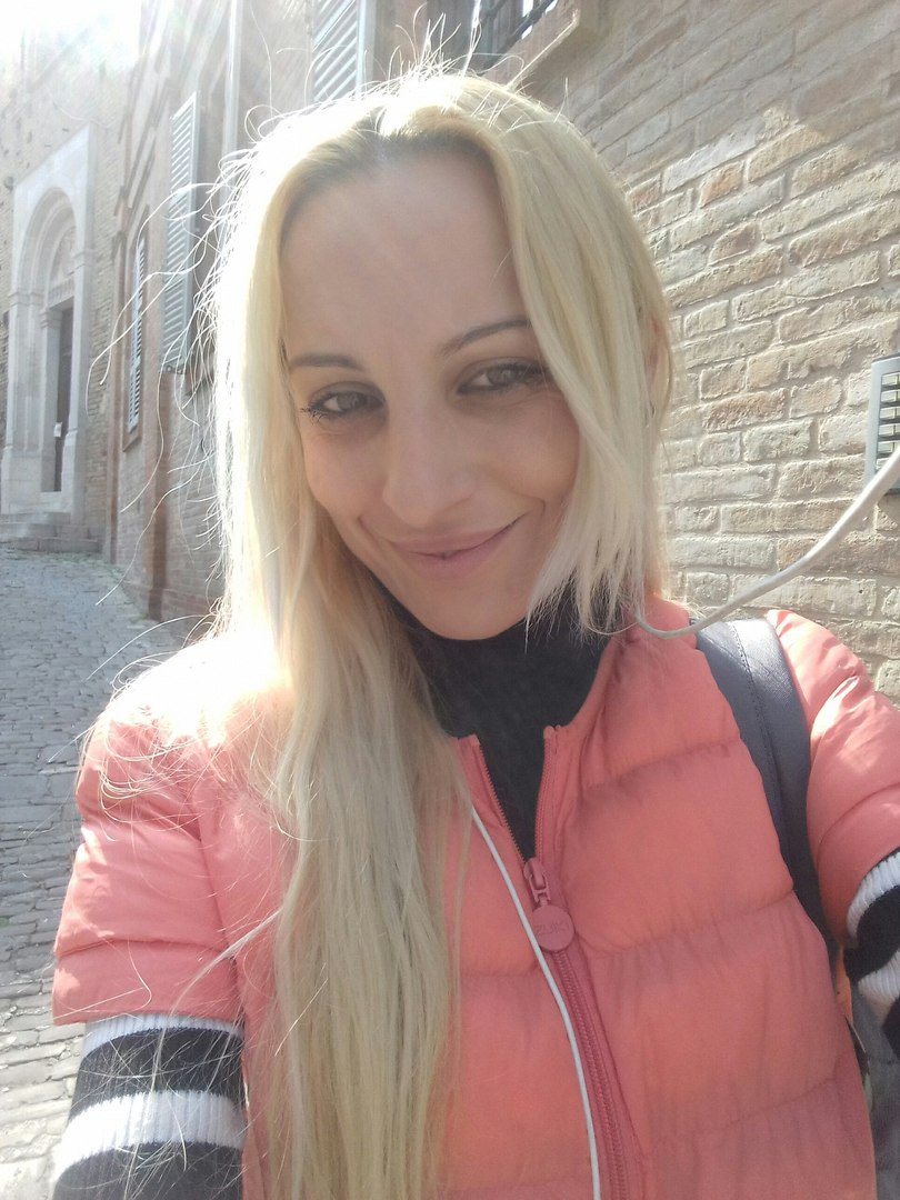 Rouselle20's tweet image. une belle photo pour vous les amies je vous aime 😍😘☺️