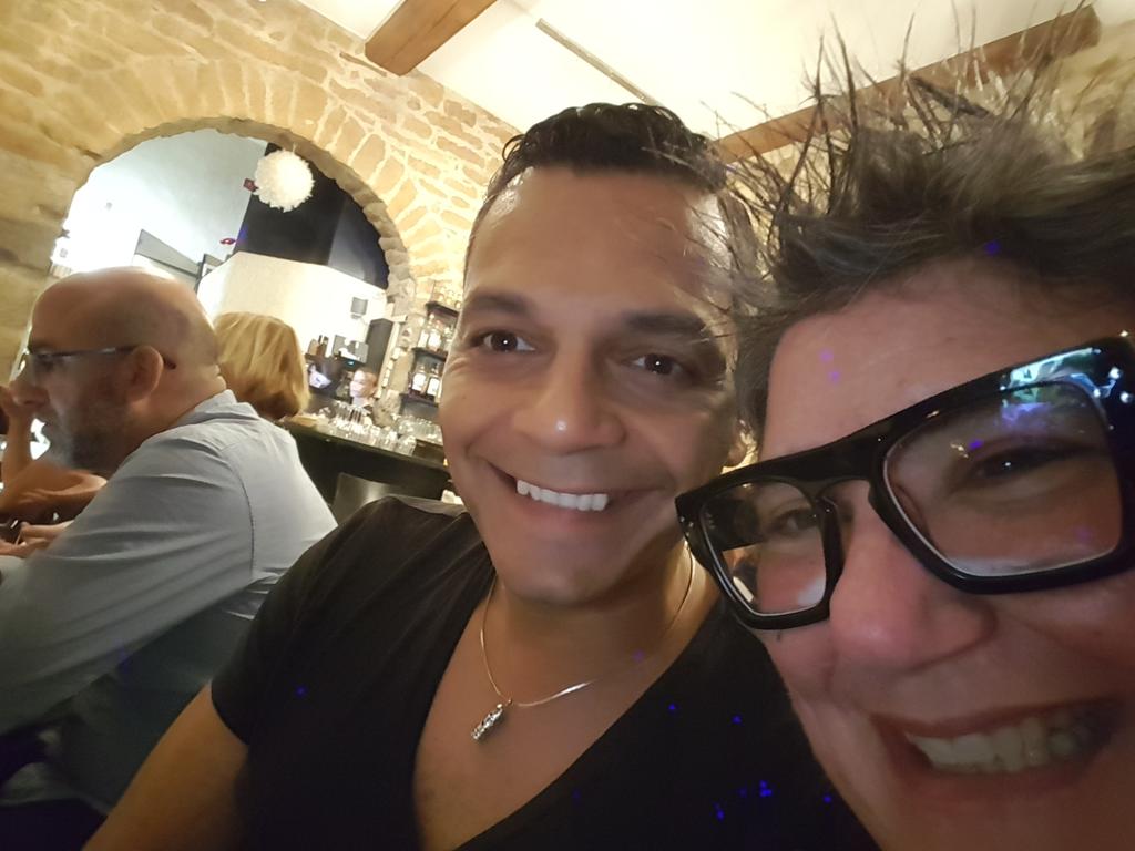 PrintMediaCentr's tweet image. Ack i think I missed #printchat!!! Out to dinner with Team #PrintOS at #dscoop Lyon.