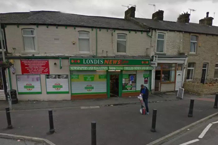 BurnleyExpress's tweet photo. Daylight robbery at #Burnley store

➡️  https://t.co/1jnxgnao6w https://t.co/fxX8xXxsnn