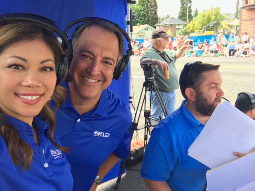 PeteFerryman's tweet photo. Thanks to the @fox12oregon crew &amp; everyone who came out to the #JrParade today! #BrilliantRoseFestival https://t.co/JsnWLcdDS7