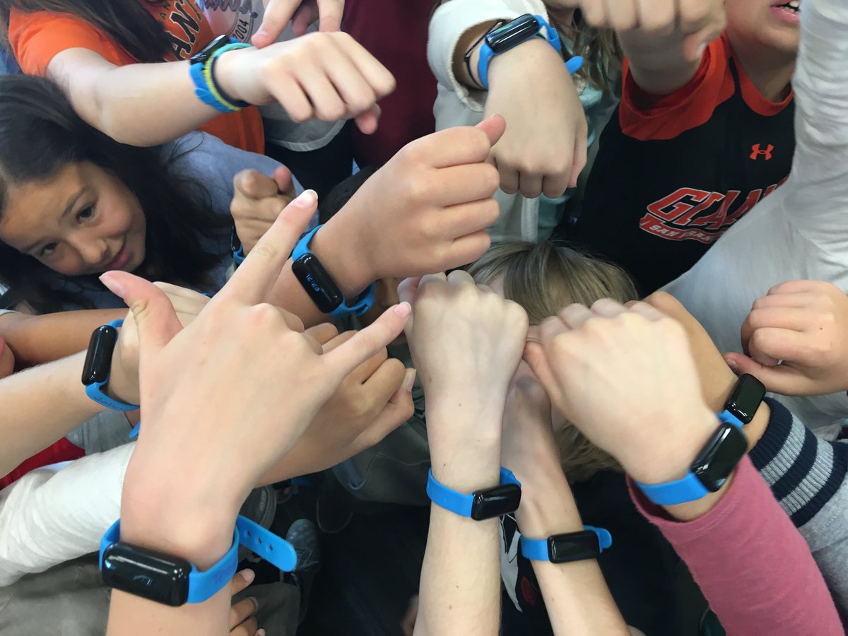 The Spring 2017 Edition of the Healthy <a href="/SCSDSchools/">San Carlos Schools</a> Journal is here: goo.gl/7Kc6fa